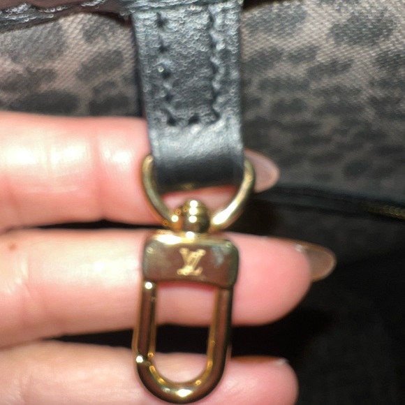 Louis Vuitton Wild at Heart Neverfull MM - Picture 10 of 15